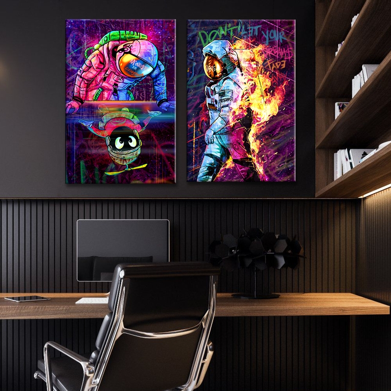 Motivational Astronaut Office Setup